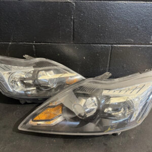 Alternative view of Ford Focus St225 Headlights (Mint)
