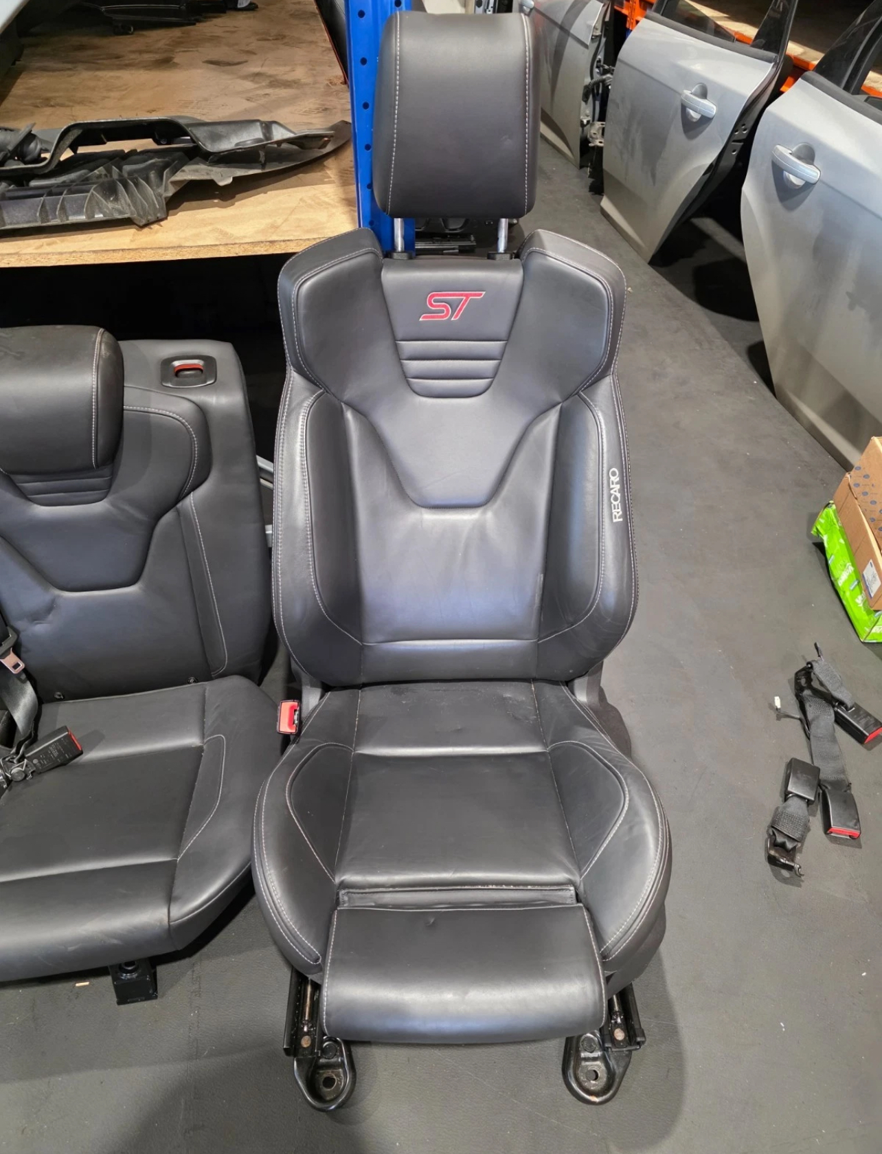 Ford Focus ST250 ST3 Black Heated Seats – Full Set (2012–2017) - Image 6