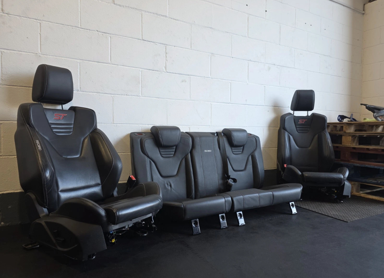 Ford Focus St250 Black Recaro Seats Full Set