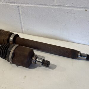Alternative view of Ford Focus St180 Pair Of Drive Shafts 2013-2017