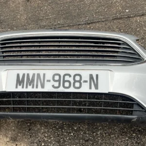 Alternative view of Ford Focus Mk3 5 Door Estate Silver Front Bumper Genuine *damaged* See Photos
