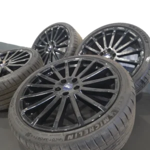 Premium Product Description – Ford Focus RS 19-Inch Alloy Wheels